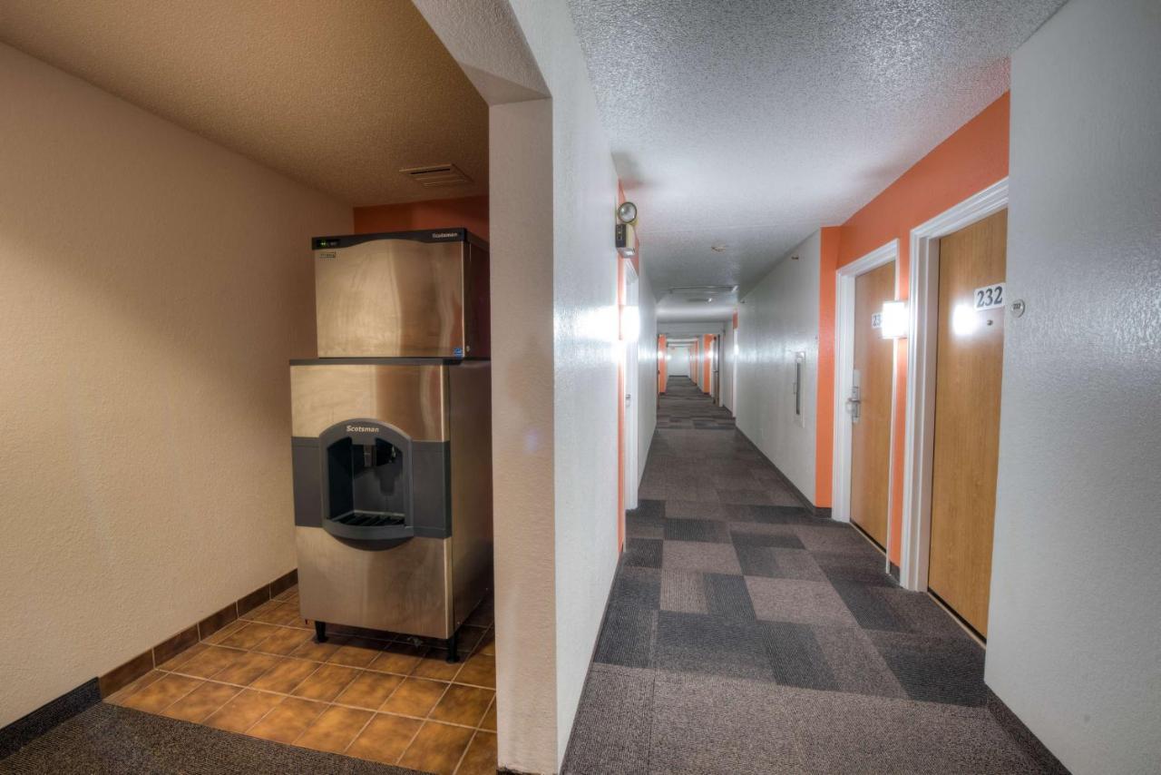 Motel 6-Branford, Ct - New Haven ภายนอก รูปภาพ